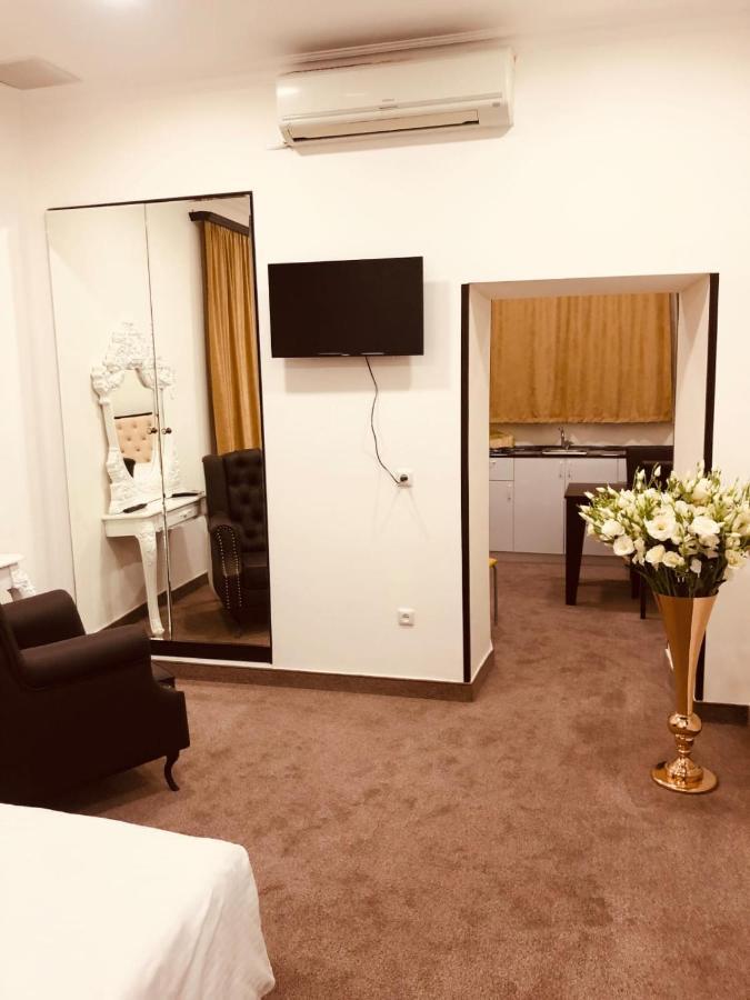 It Hotel Tumanyan Street Єреван Екстер'єр фото